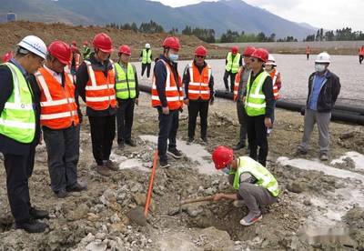 丽江机场三期改扩建工程部分水泥土搅拌桩地基处理顺利通过第二次阶段验收