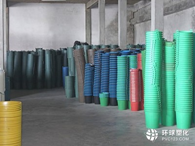 大量供应养鸡盆_供应产品_华宏塑料制品厂